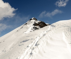 Dhampus Peak (6012 m) Climbing